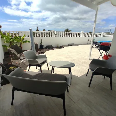 Gara, Duplex Pareado Piscina Privada Y Climatizada By Flamingo House Holiday home Costa Teguise