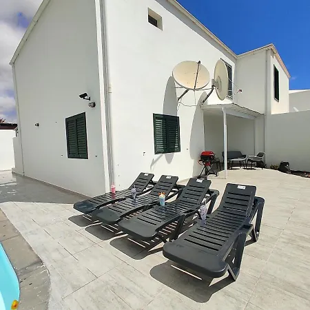 Gara, Duplex Pareado Piscina Privada Y Climatizada By Flamingo House Holiday home Costa Teguise