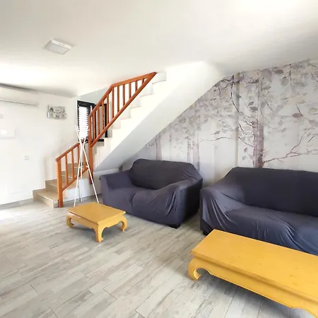 Gara, Duplex Pareado Piscina Privada Y Climatizada By Flamingo House Holiday home